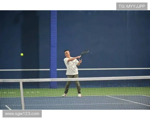 杭州网球队的默契配合揭秘网球巨献背后的团队精神与战术分析