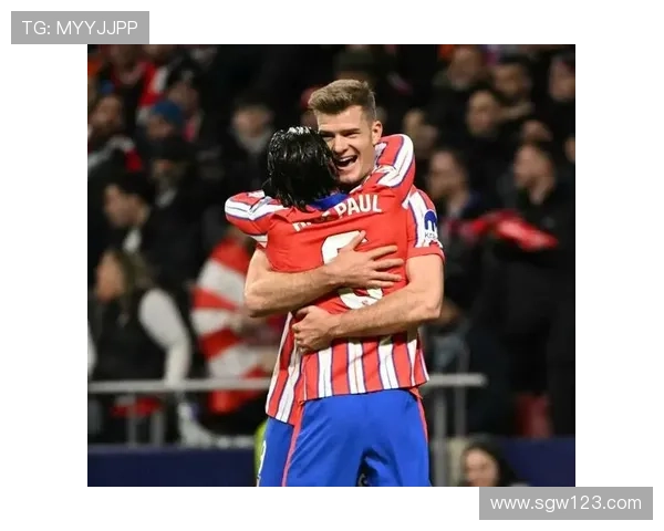 足球明星荣誉加身哪位球员手握最多奖杯成就传奇