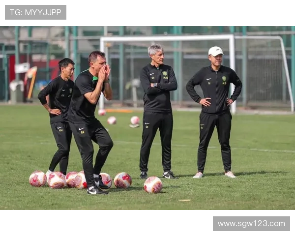 足球明星赛后采访精彩瞬间回顾与感悟分享 足球明星赛后采访精彩瞬间回顾与感悟分享