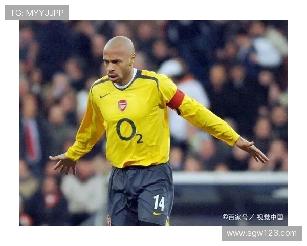 亨利足球明星经典瞬间回顾展现传奇球技与风采的精彩图片合集